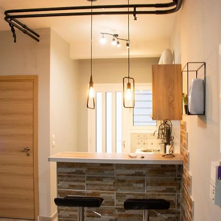 Cozy Loft Κypseli With A Yard Appartement Athene Buitenkant foto