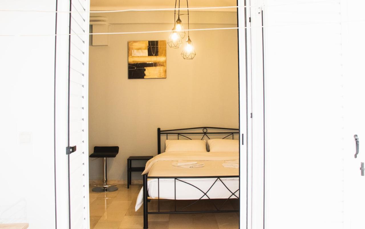 Cozy Loft Κypseli With A Yard Appartement Athene Buitenkant foto