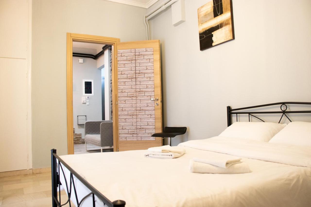 Cozy Loft Κypseli With A Yard Appartement Athene Buitenkant foto